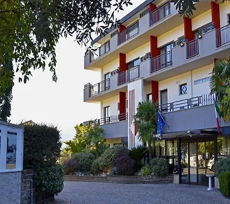 Hotel Sant'elia 3*